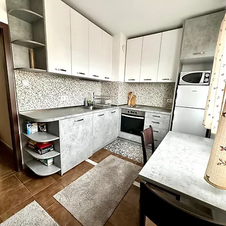 Apartment Cozy In Mladost 4, Business Park